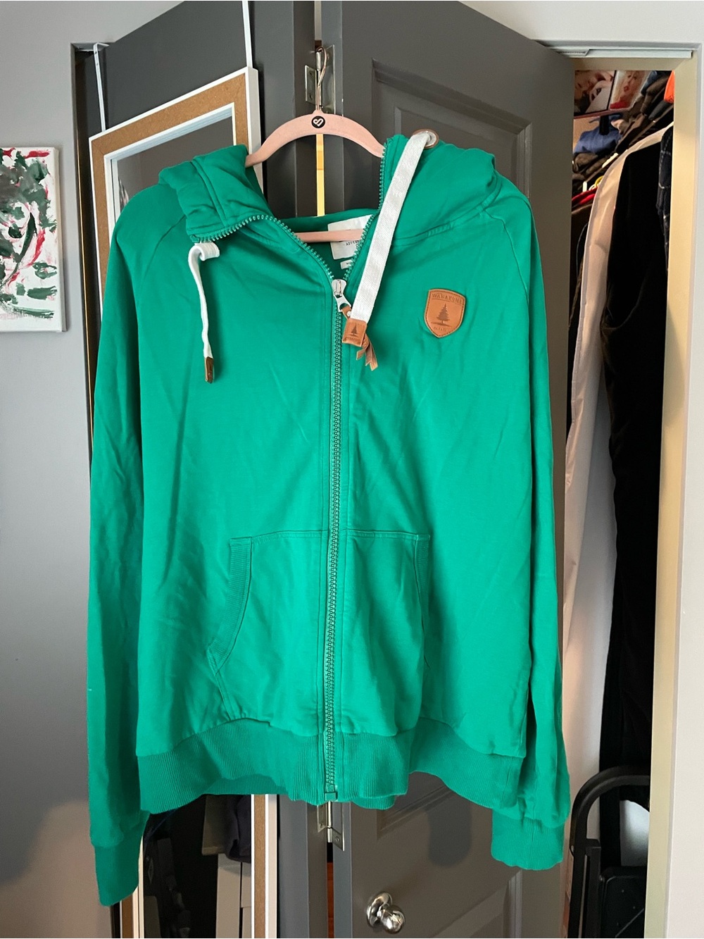 Green Zip-Up Hoodie with Hood and Drawstrings Wanakome
